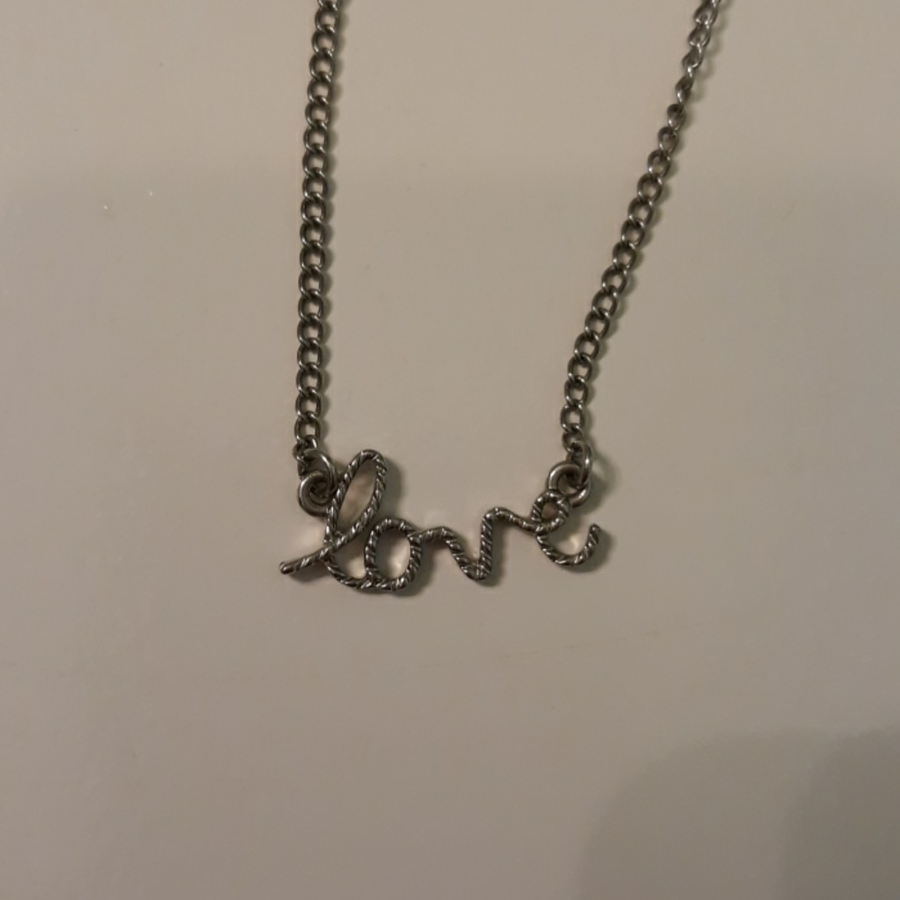 Dainty "love" necklace